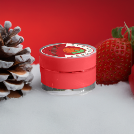 Crema labbra alla fragola, idratazione e profumo delicato.